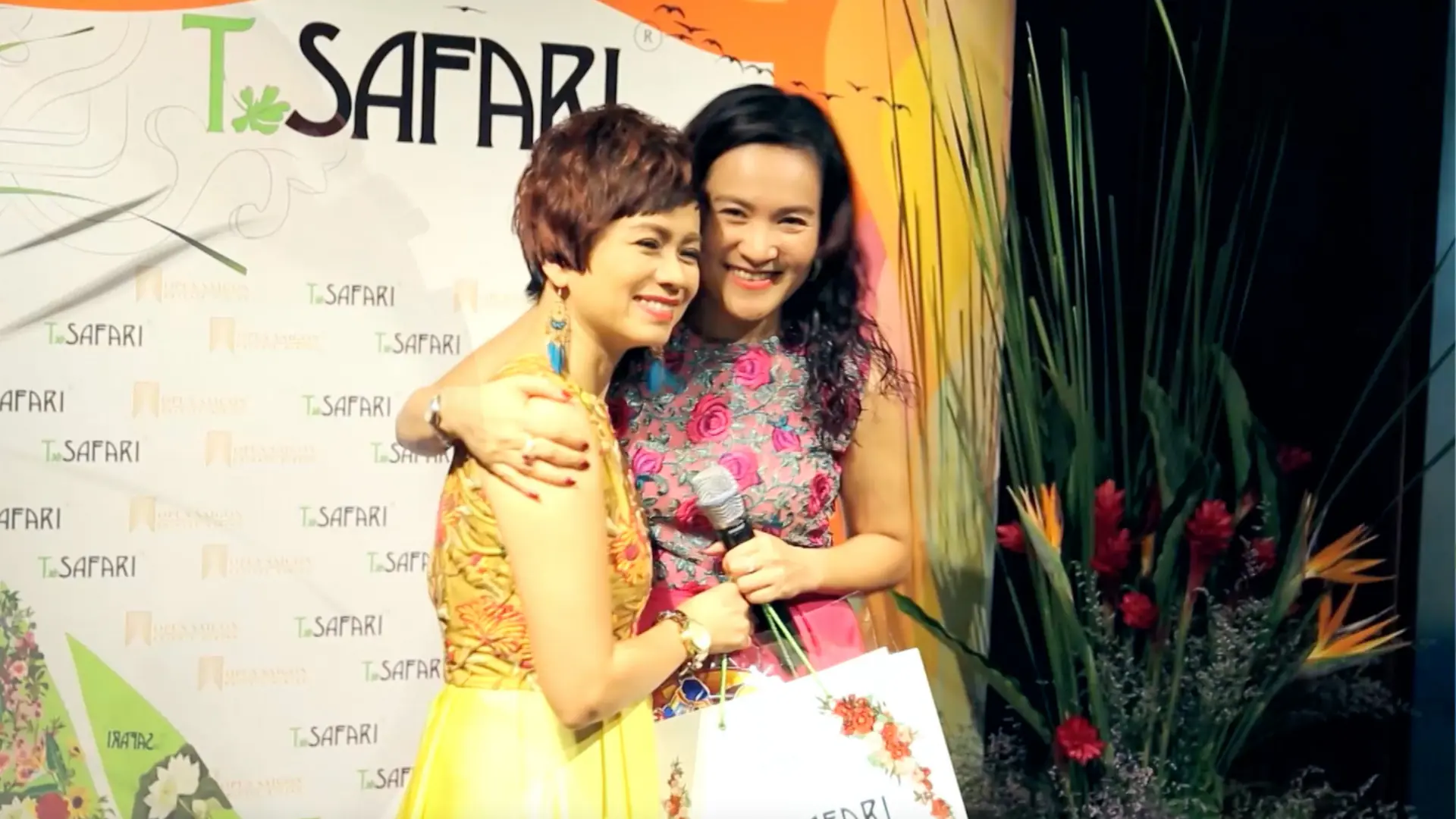 Nhà thiết kế mang hồn văn hóa Việt ra thế giới | Người Việt 5 châu | 12/10/2025